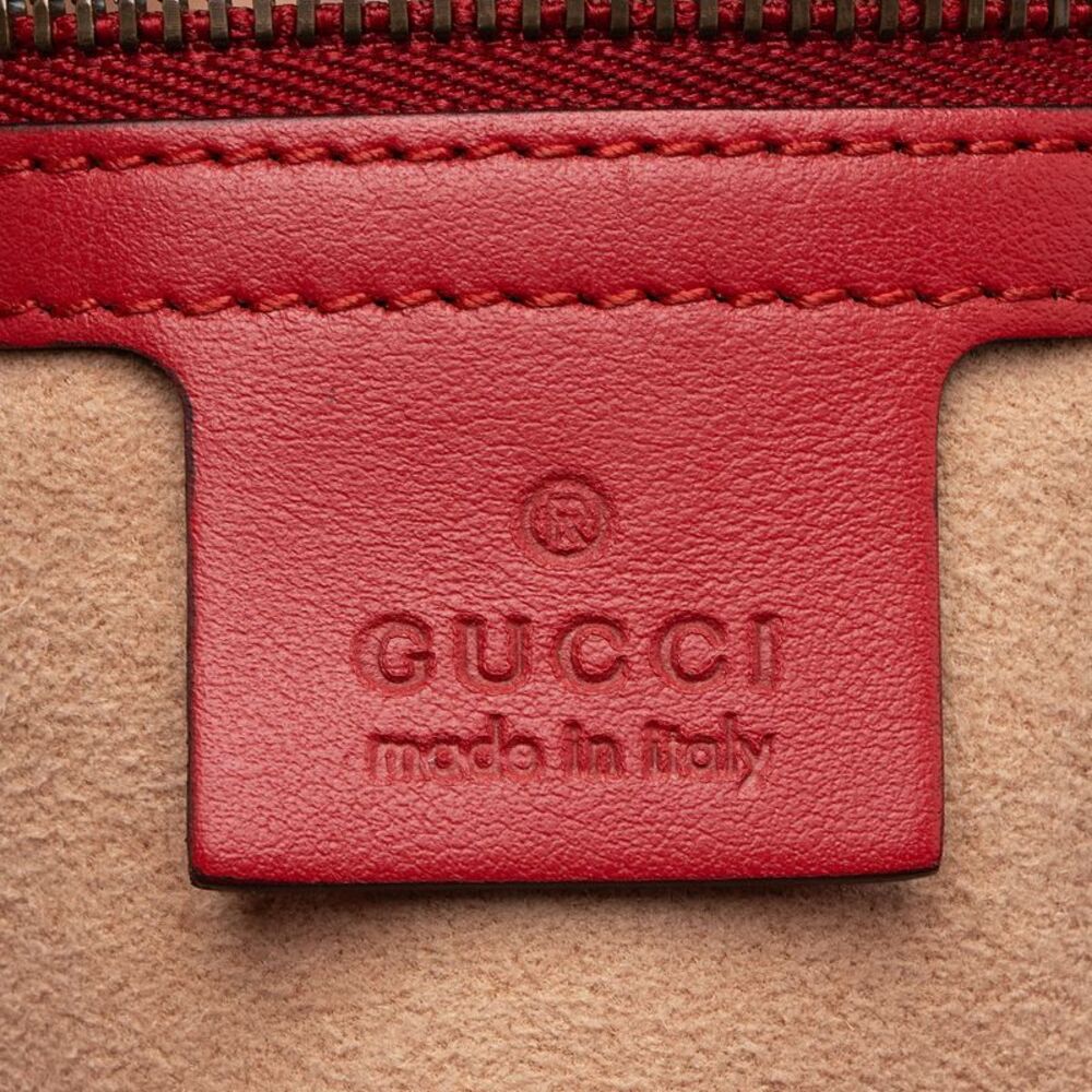 Gucci Matelasse Leather GG Marmont Medium Flap Bag - Picture 8 of 12